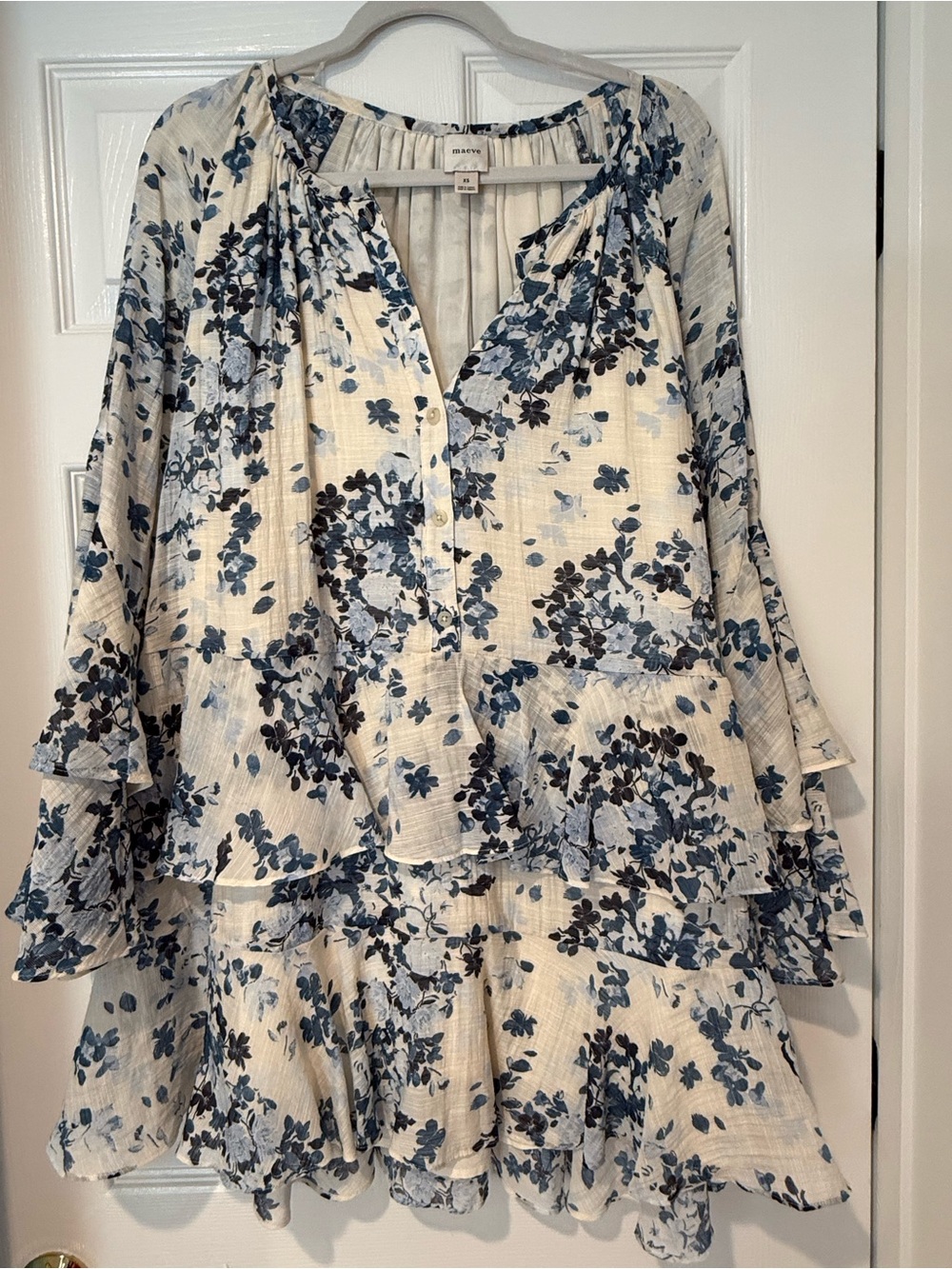 Anthropologie Maive Flowy Floral Tiered Tunic Blouse - Blue on Cream